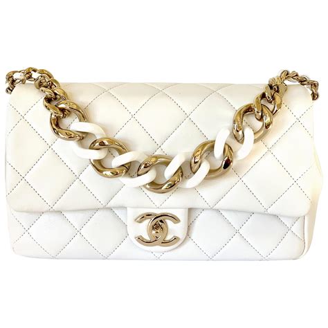 chanel chain bag 2018|Chanel shoulder bag with chain.